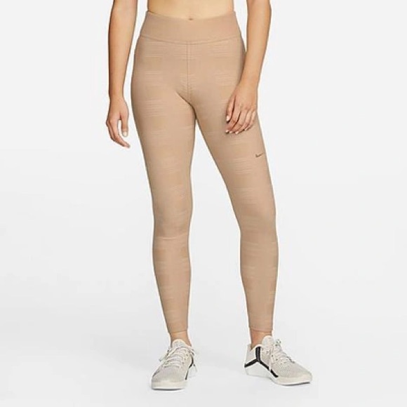 Nike Pro Therma-Fit Plaid tight fit Full Length Tan Leggings